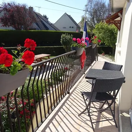 La Maison Blanche Casa de Férias Saint-Laurent-sur-Mer